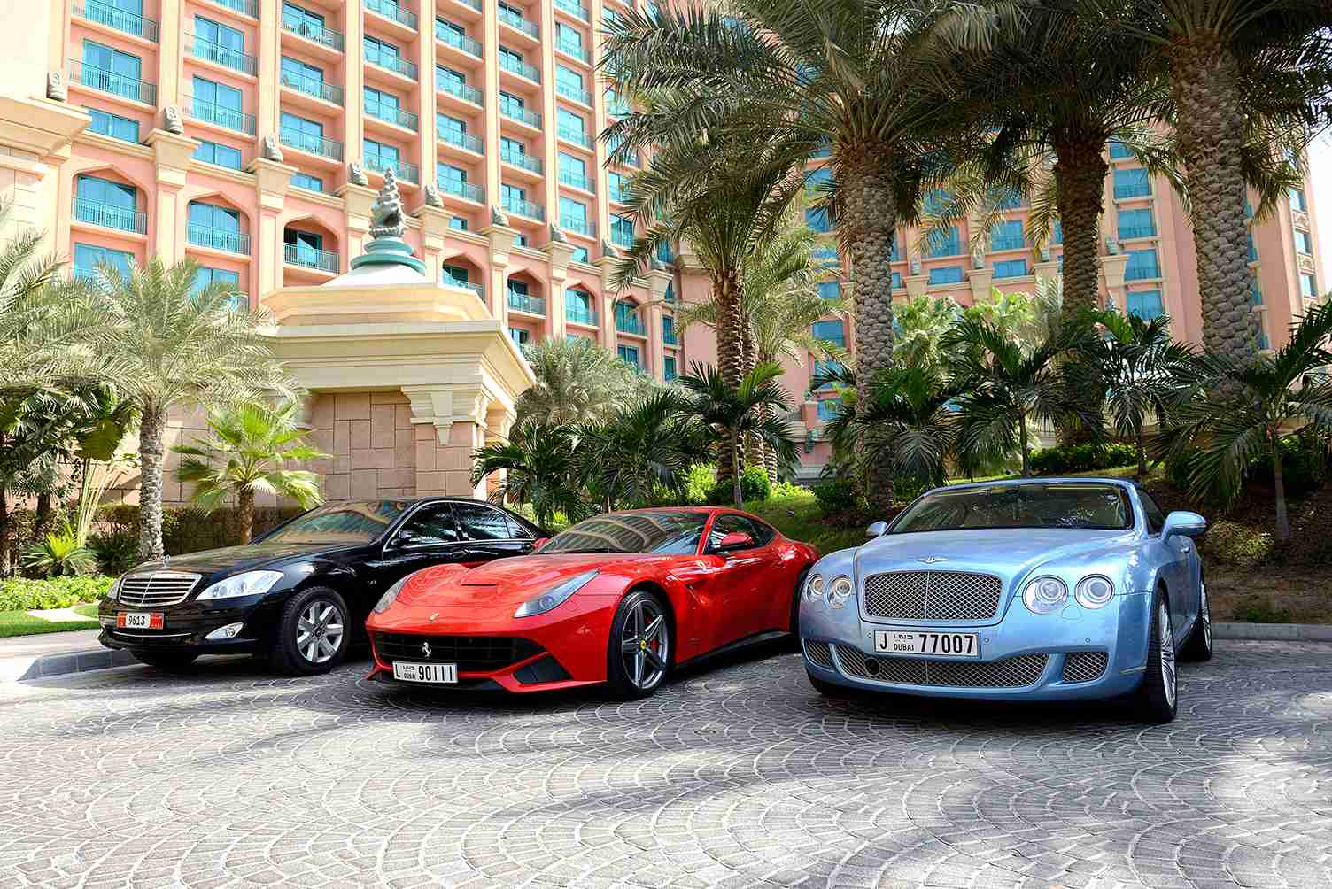 An In-depth Guide on Leasing a Luxury Auto in Dubai An In-depth Guide on Leasing a Luxury Auto in Dubai
